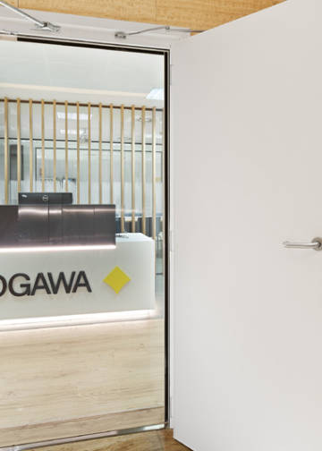 Entrada a la oficina de Yokogawa en Madrid