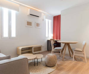 Salón dentro de apartamento en Coliving