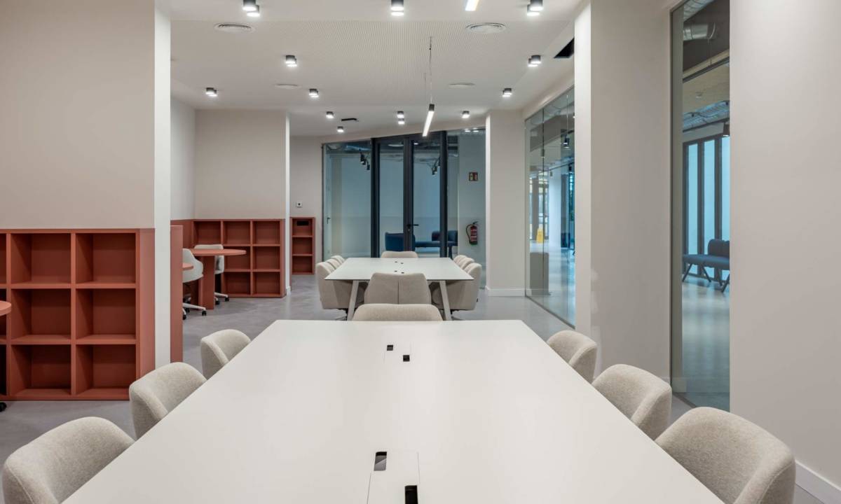 Lugar de estudio y biblioteca en zonas comunes de student housing