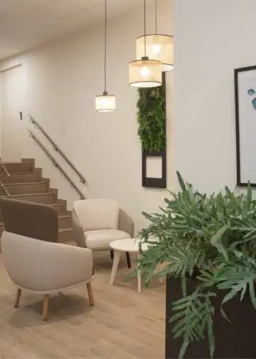 Equipamiento y carpintería a medida para residencia Senior Living