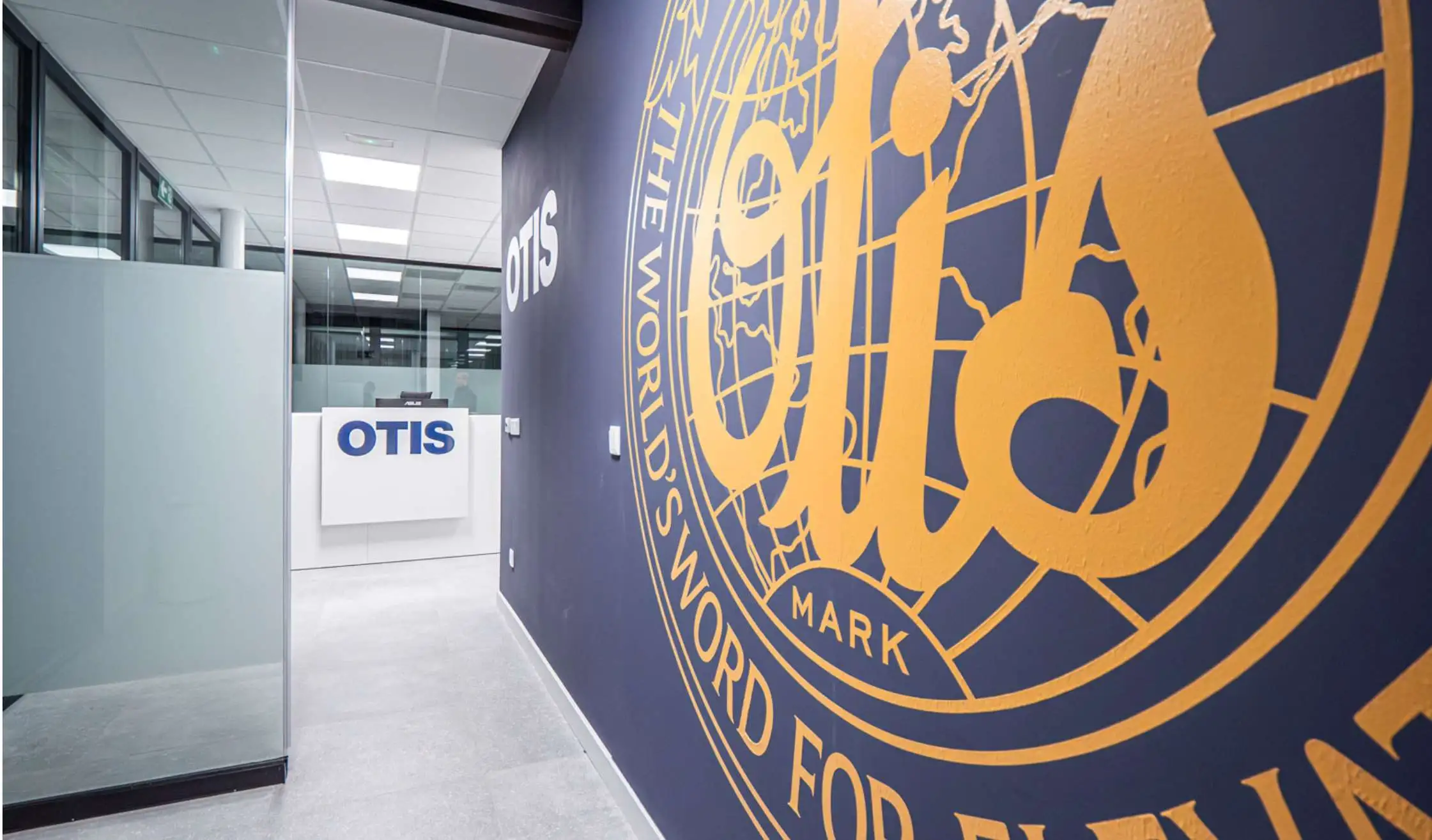 Rotulación para oficina en vinilo para paredes corporativo