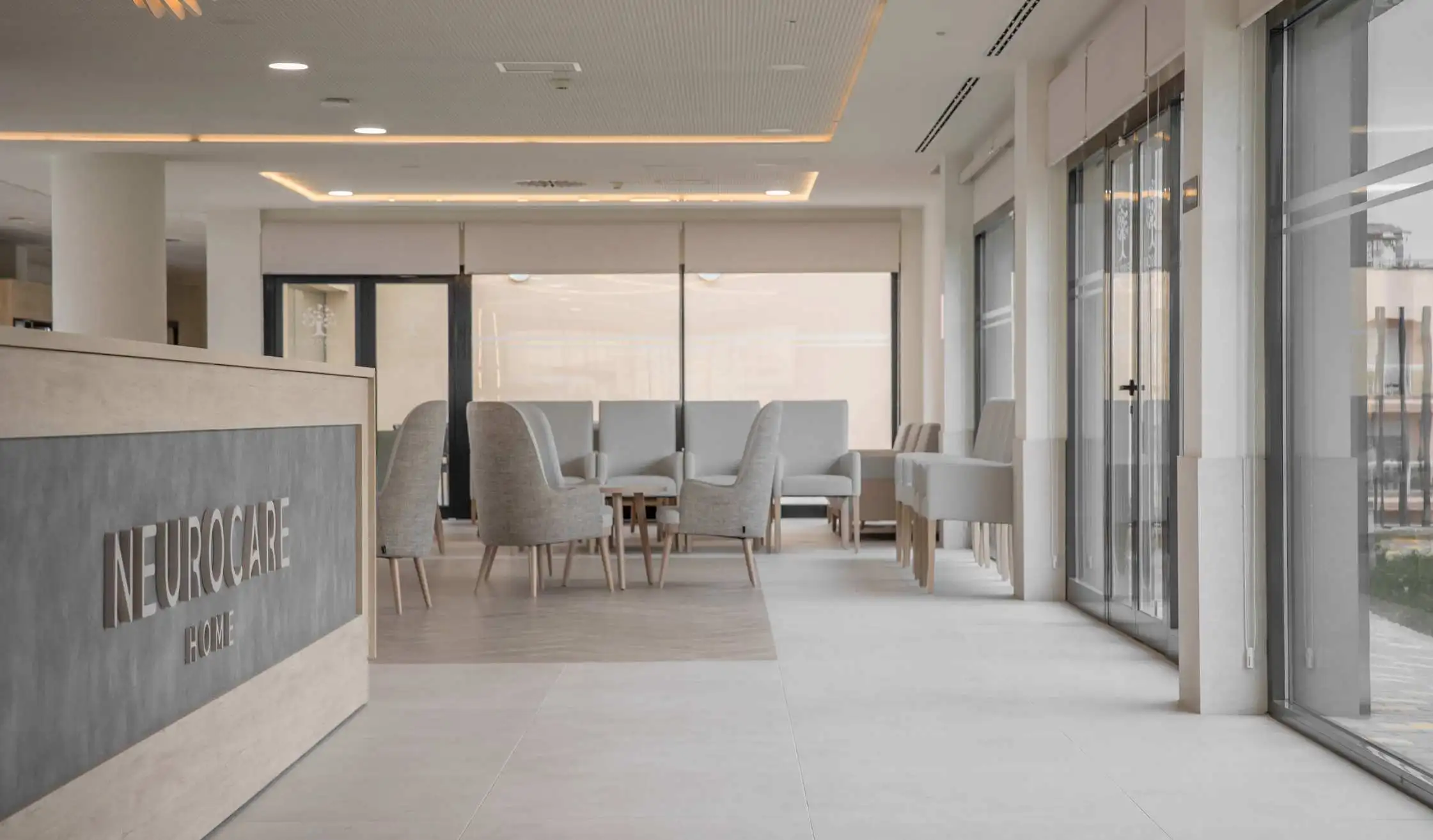 Recepción para residencia de mayores en Sevilla