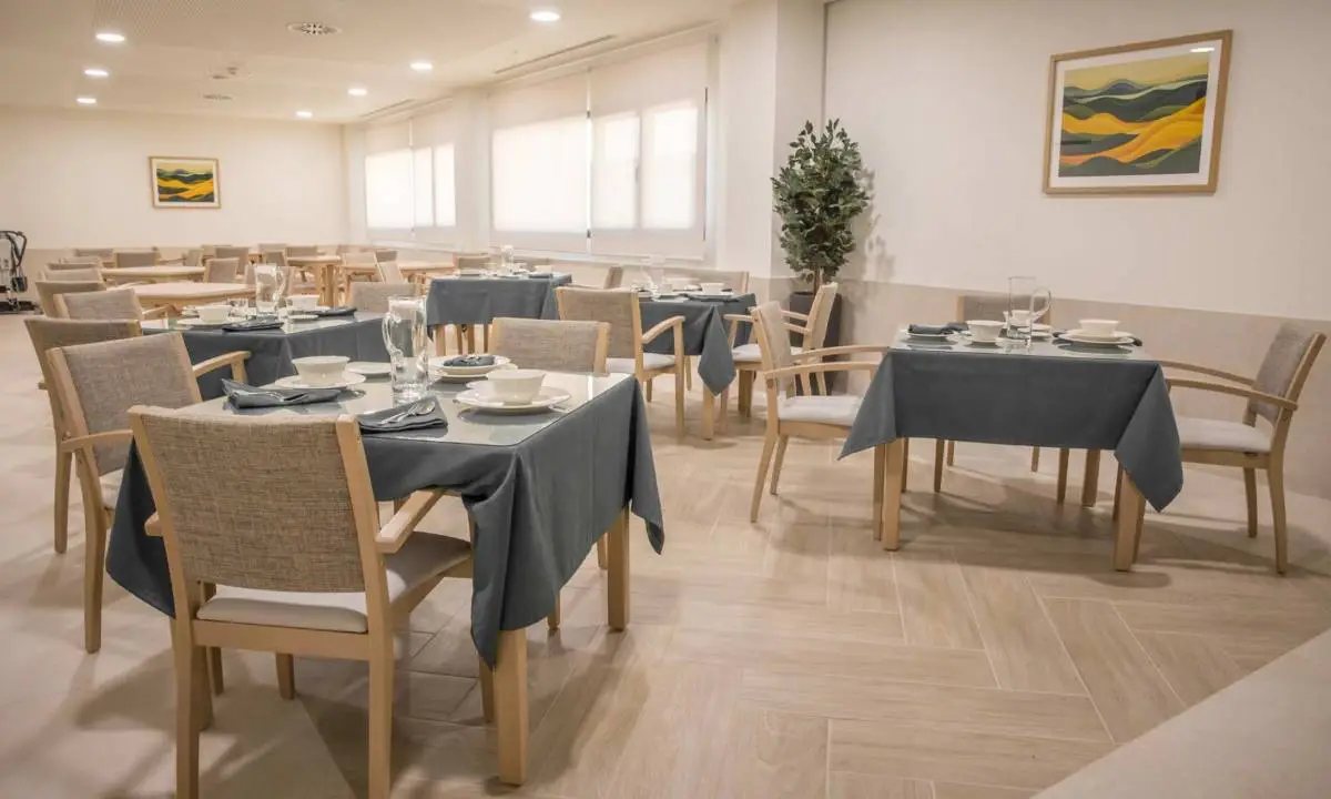 Equipamiento integral para comedor de residencia de mayores