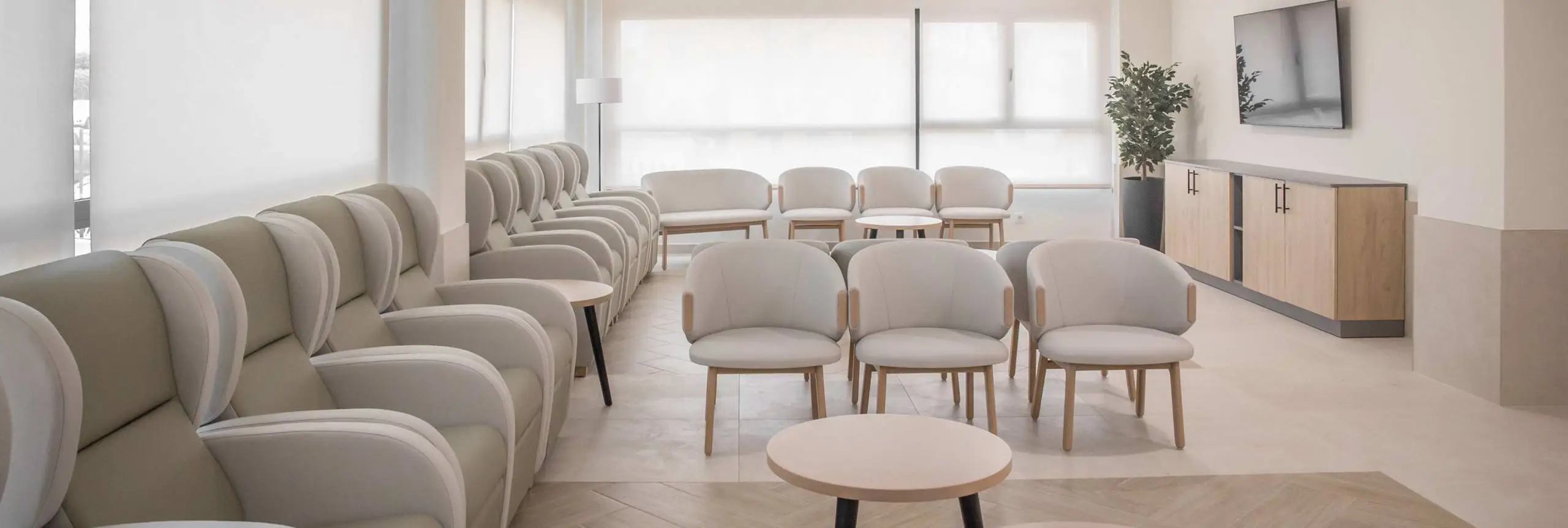 Sala de estar en residencia de mayores en Sevilla