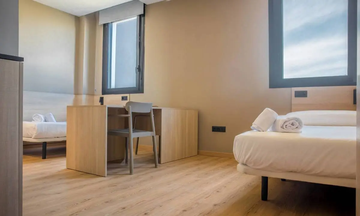 Dormitorio doble en residencia Student Housing en Sevilla