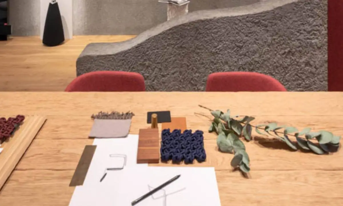 Moodboard de diseño de oficina con diferentes materiales y acabados