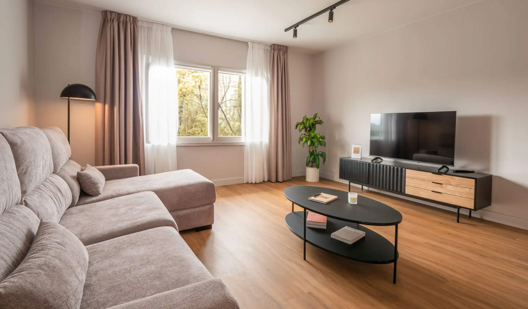 Salón de apartamento equipado en hotel en Galicia