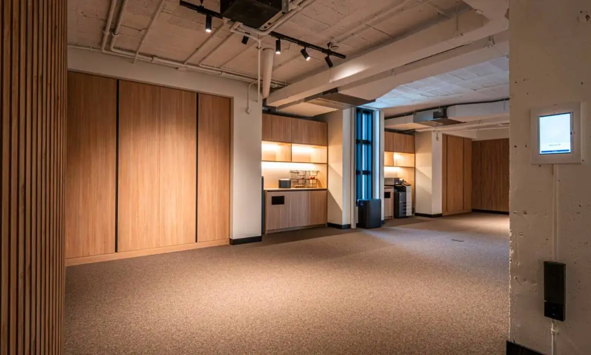 Mobiliario a medida realizado en talleres propios