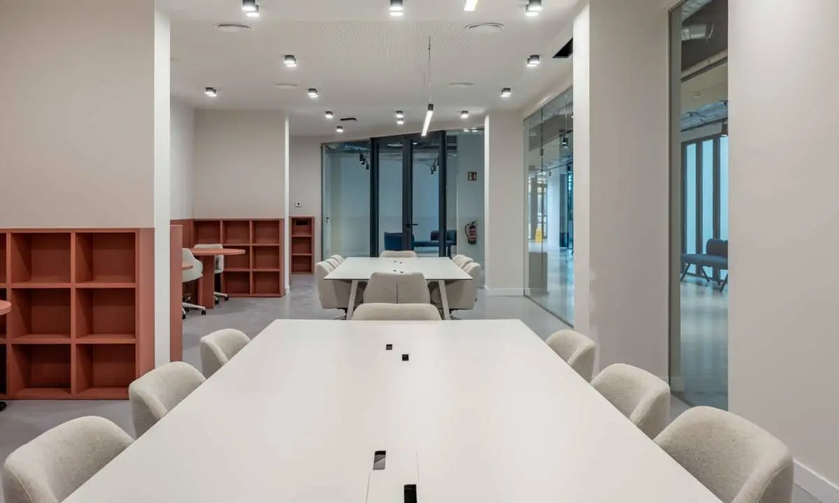 Lugar de estudio y biblioteca en zonas comunes de student housing