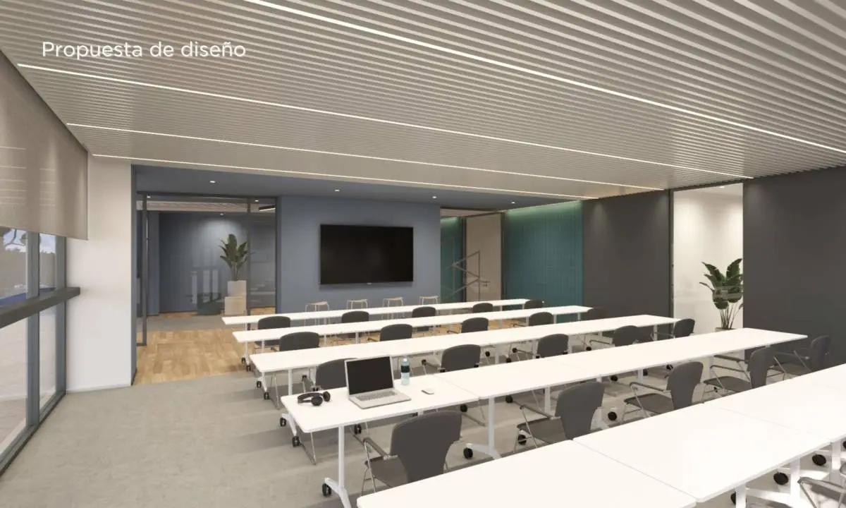 Antes y Después_Propuesta de diseño de sala de formación de oficina en Madrid