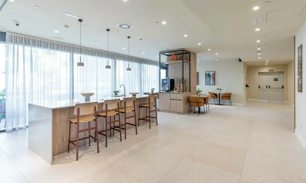 zona de showcocking en nuevo living de valdebebas