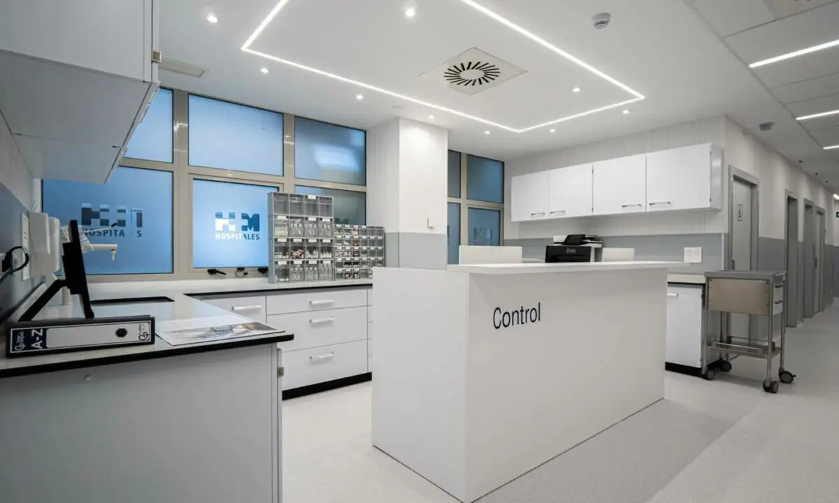 Espacio de URPA con colocación de tiras LED, carpintería a medida, trabajos de obra...