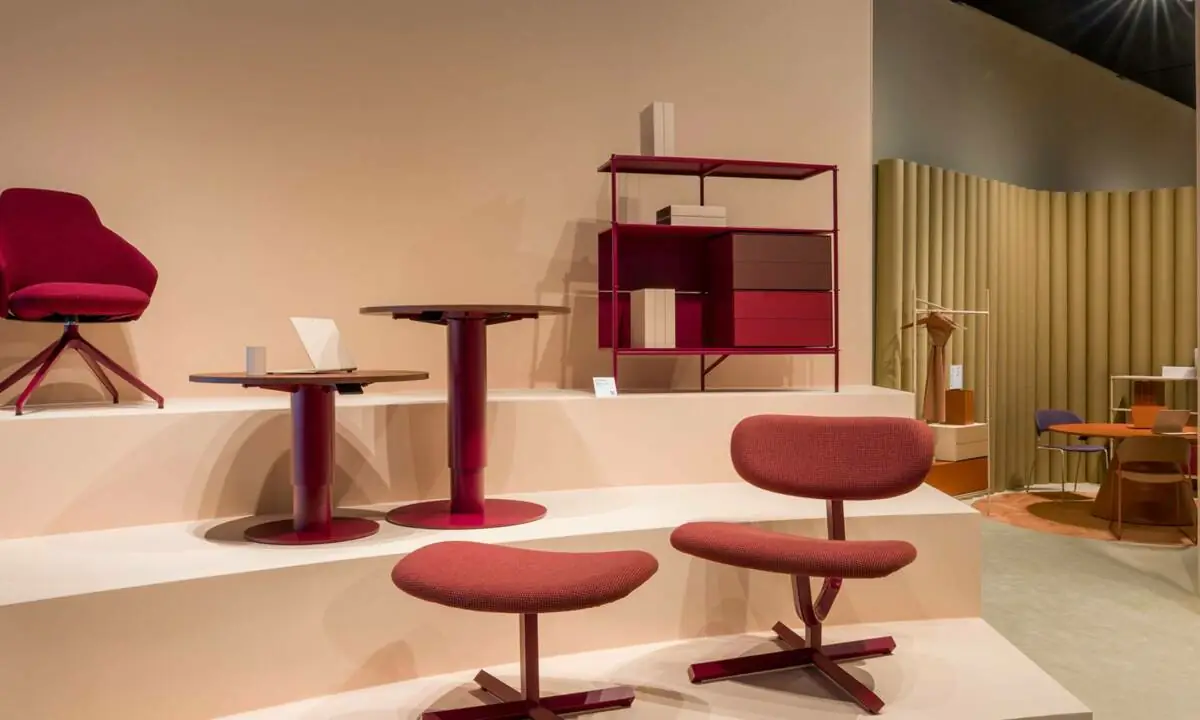 Salone del Mobile Milano 2026_ Color rojo guinda tendencia